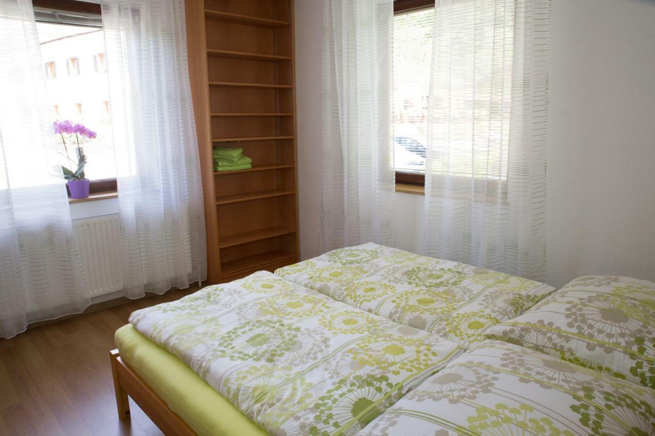 Gaestezimmer Buchegger Krumbach  ภายนอก รูปภาพ
